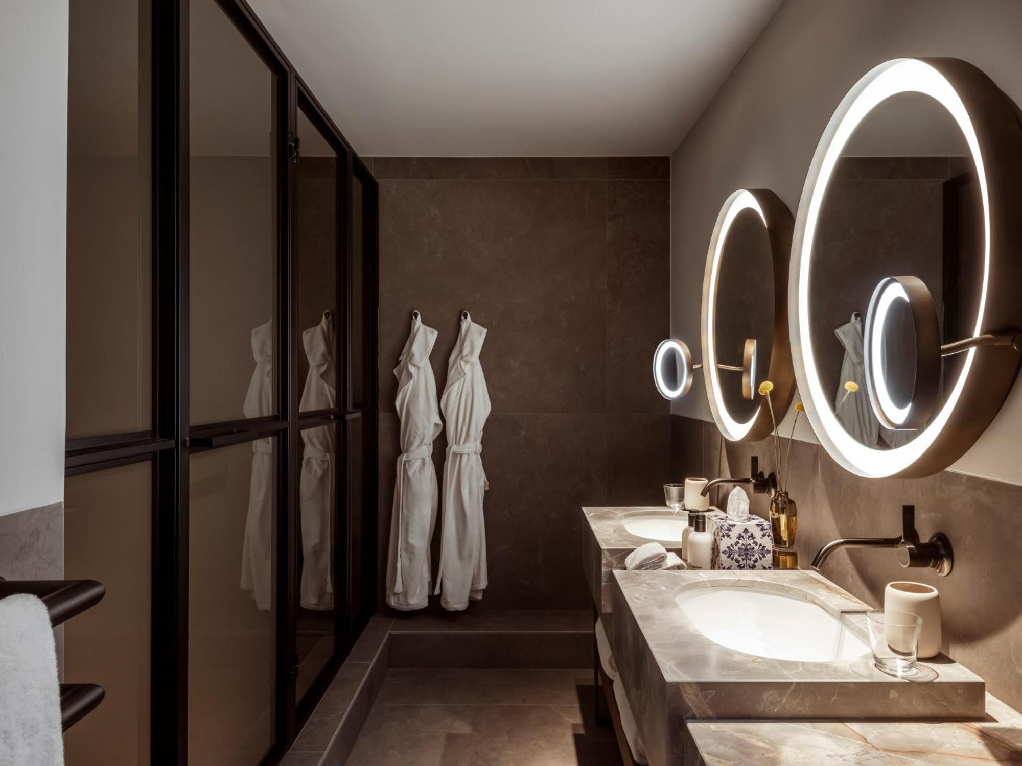 Rosewood 5*